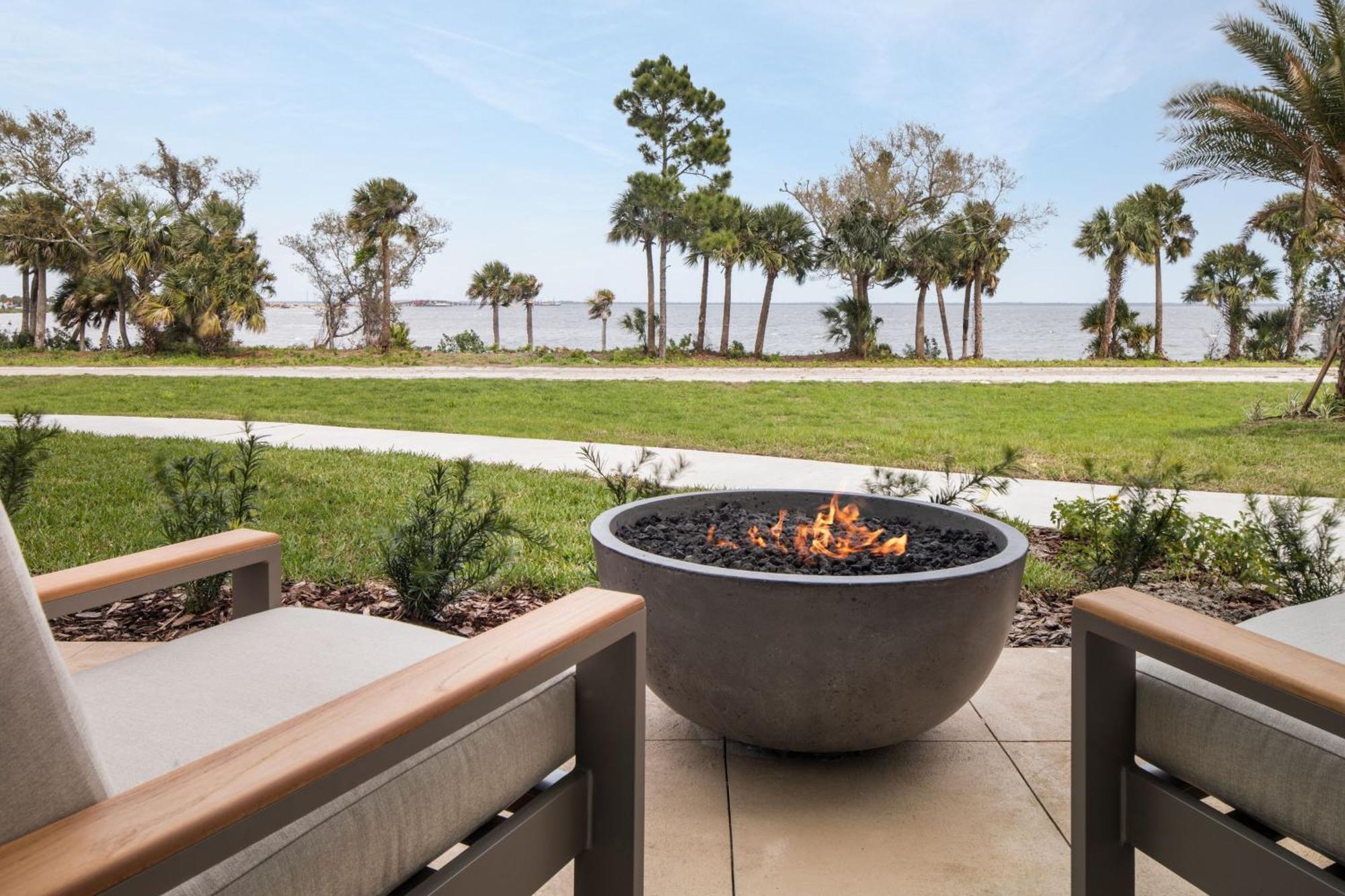Courtyard By Marriott Titusville Kennedy Space Center Eksteriør bilde